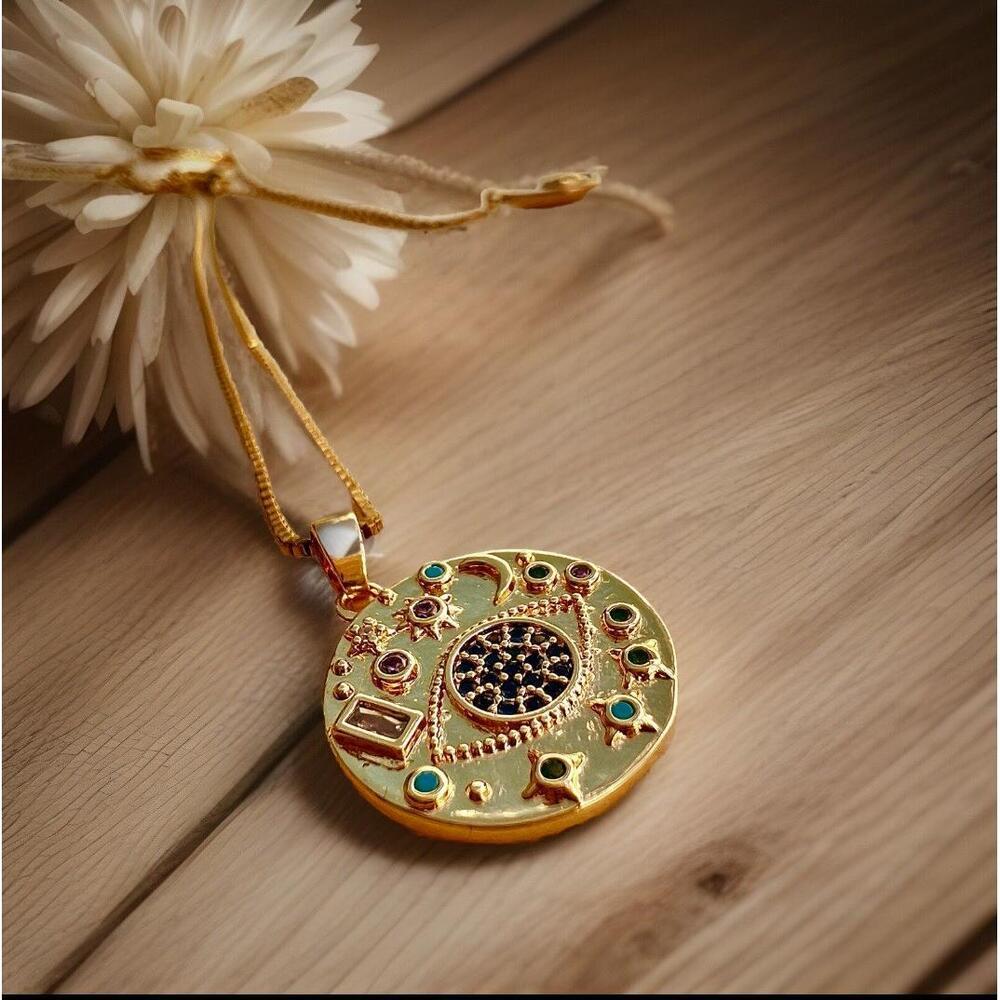 Gold Plated Evil Eye Circular medallion Pendant Necklace stainless steel jewelry - Picture 4 of 5
